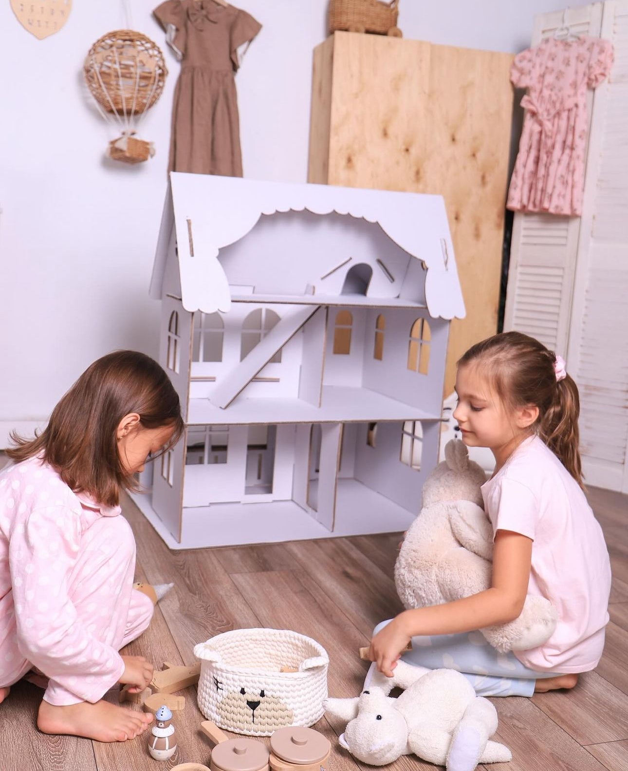 Barbie Land Cardboard Cottage