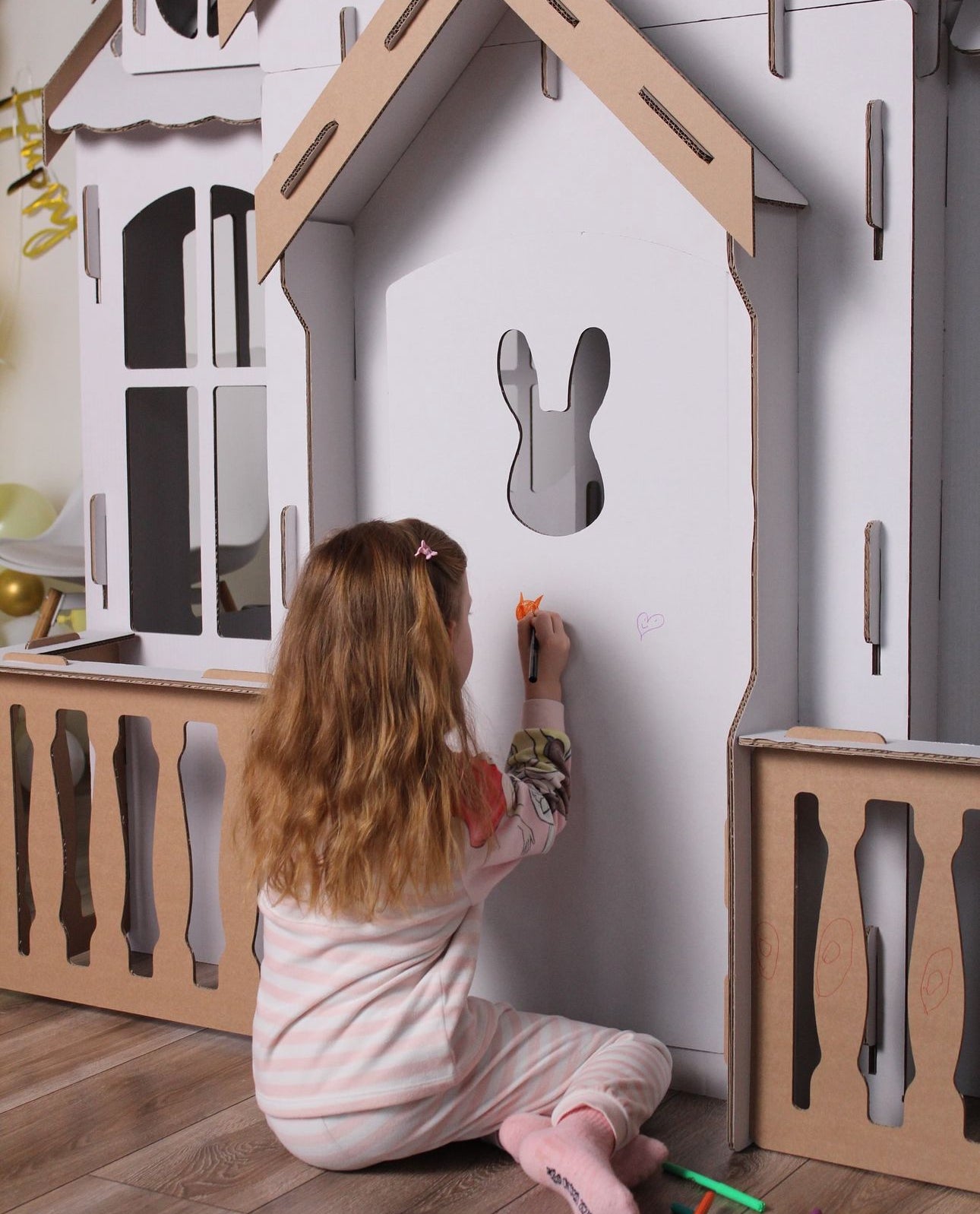 Kids Spacious Cardboard Playhouse